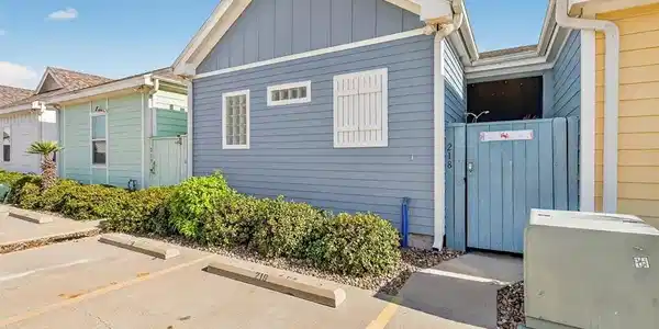 2212 State Highway 361