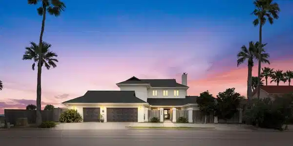 5838 Ocean Drive