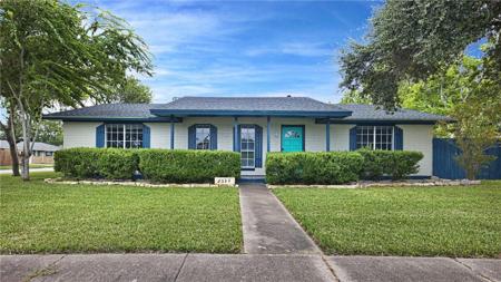2020 Matagorda Drive