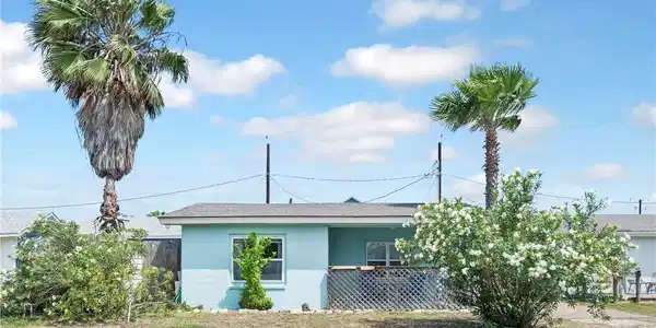 227 E Brundrett Avenue