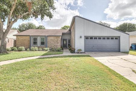 1811 Live Oak Drive