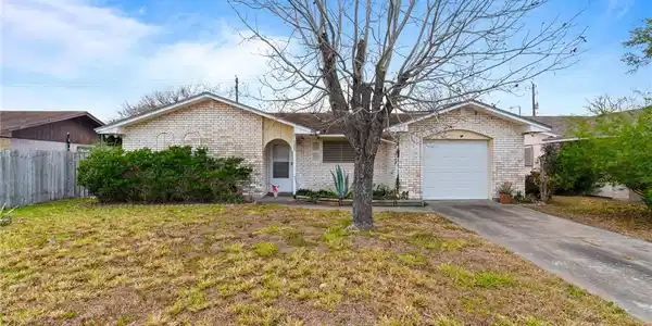1829 Lesle Ln.