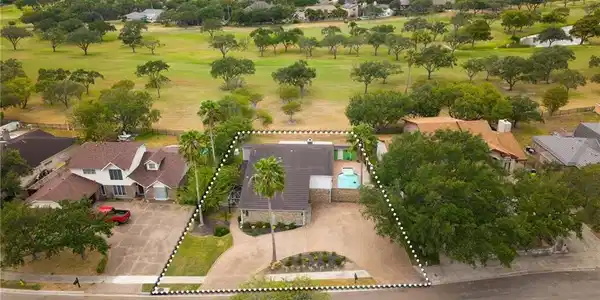 6113 Lost Creek Drive