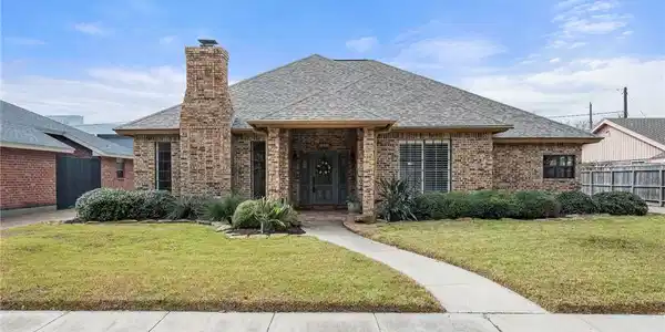 6026 Lost Creek