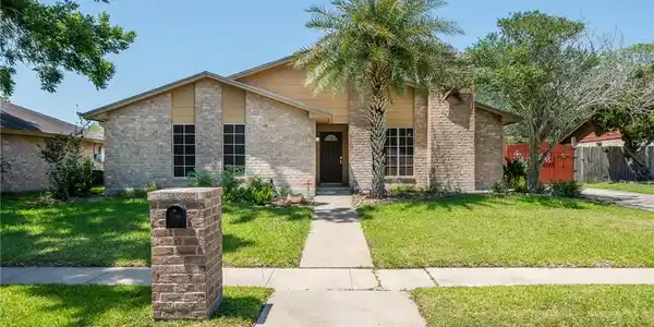 11809 Lori Drive