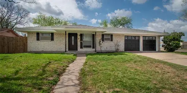 4001 Bray Drive
