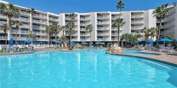 800 Sandcastle Drive