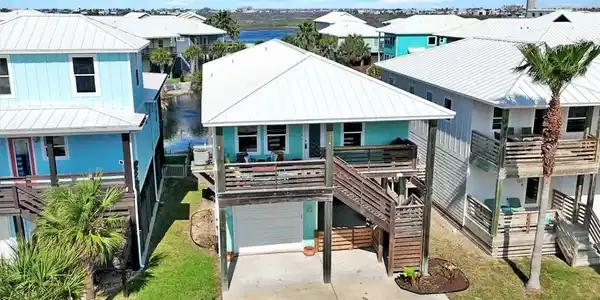511 Paradise Pointe Drive