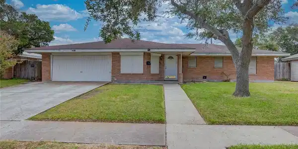 445 Troy Drive