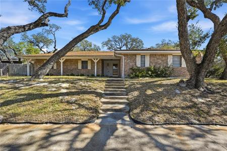 2486 Oak Park