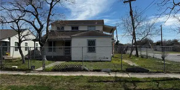 2446 Prescott Street