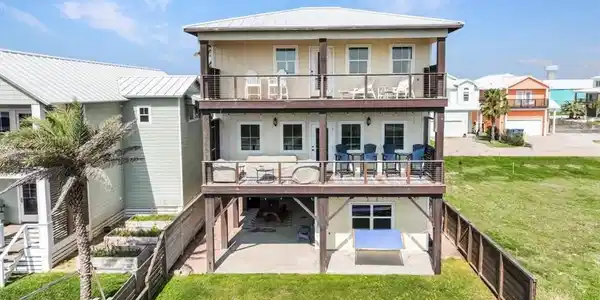 514 Paradise Pointe Drive