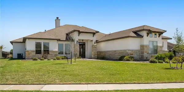 8526 King River Court