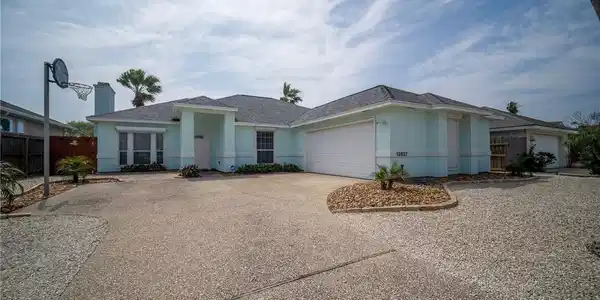 13837 Jolly Roger Street
