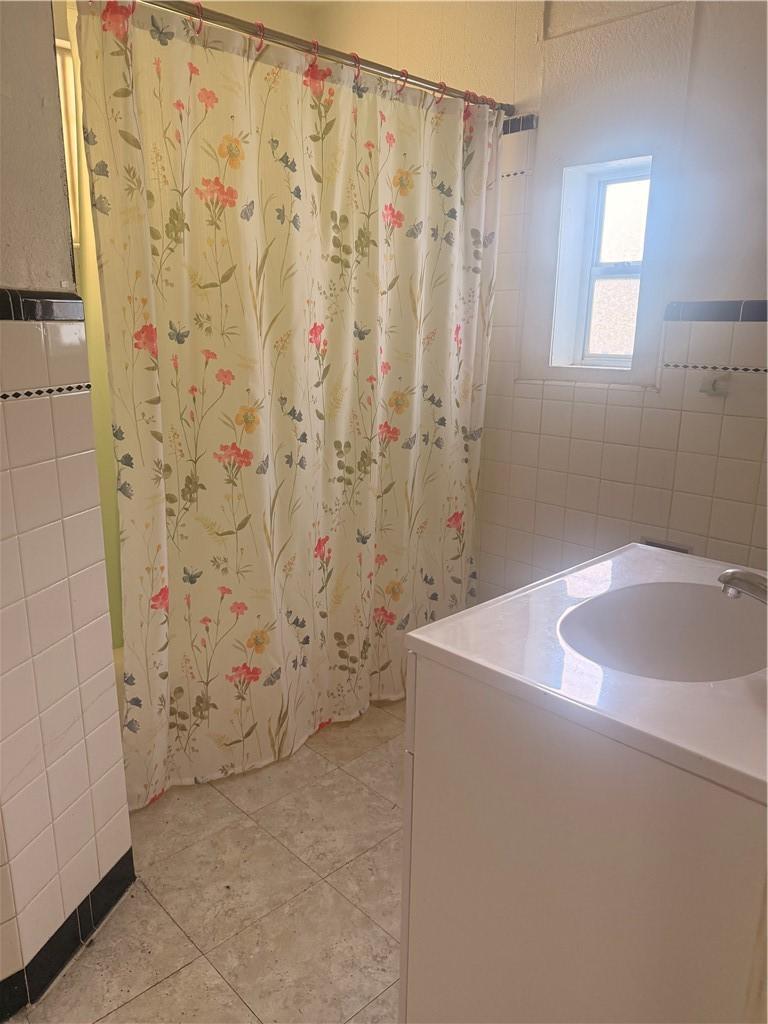 Image 4: Unit 1