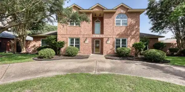 2801 Chapel View Drive