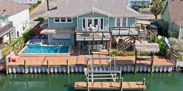 20 Mazatlan Drive