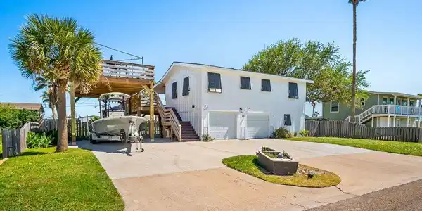607 6th Street