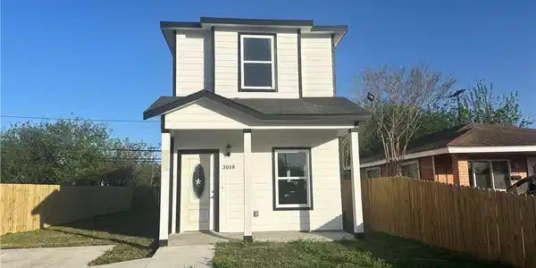 3018 Greenwood Drive