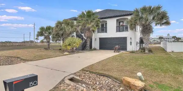 150 Mariners Drive