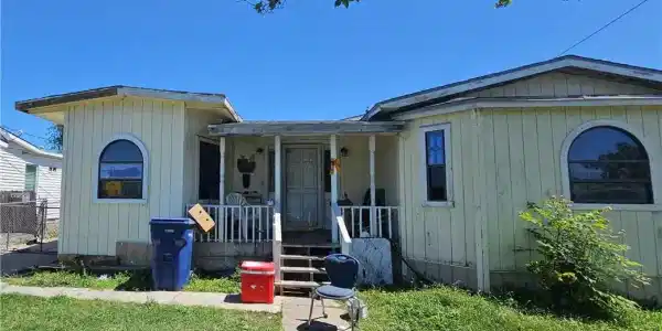 1630 Brentwood Drive