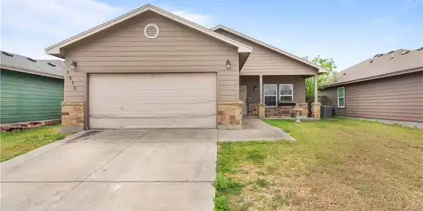 1513 Bay Moon Court