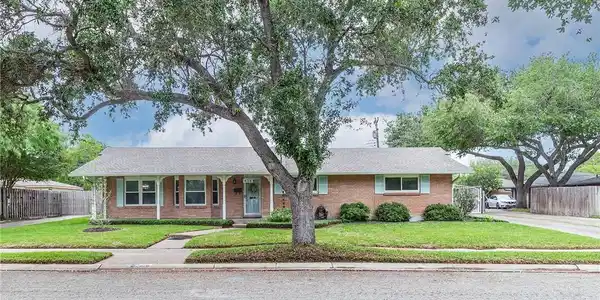 426 Sheridan Drive
