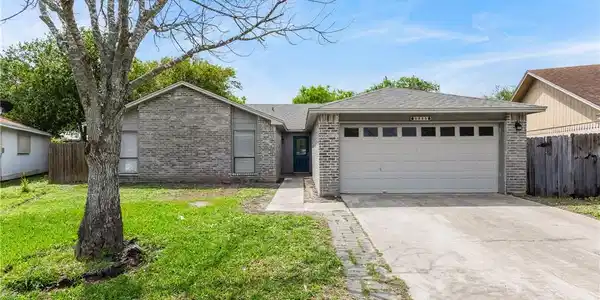 2325 Roseland Drive