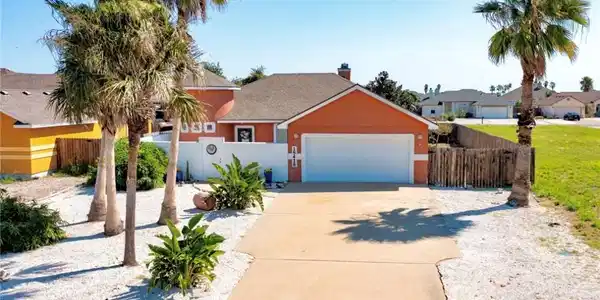 15418 Gypsy Street