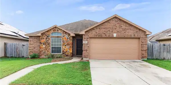 3838 Las Bahias Drive