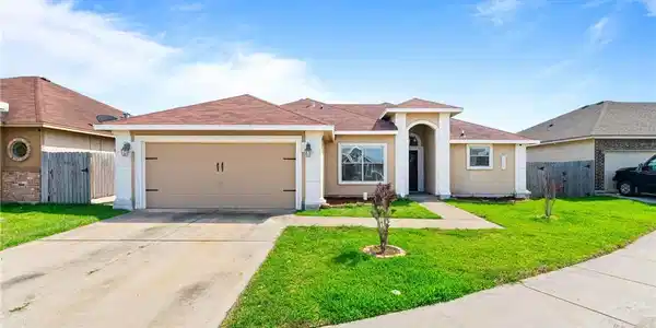 1121 Blackbuck Lane