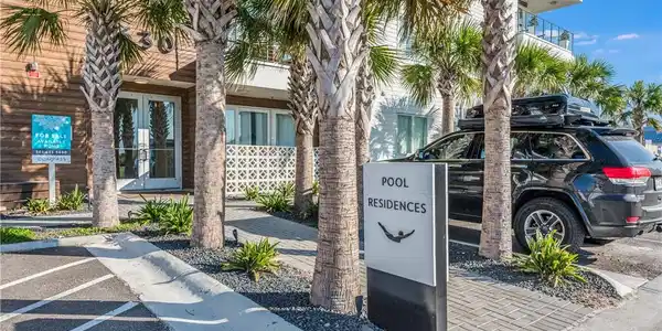 Image 2: Pool Residence Entrance.