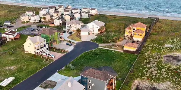 Image 4: Areal View of boardwalk