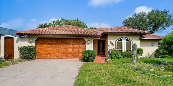 2709 Blackstone Circle