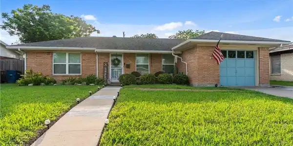 4609 Calvin Drive