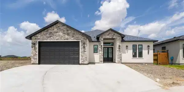 1493 Dragonstone Court