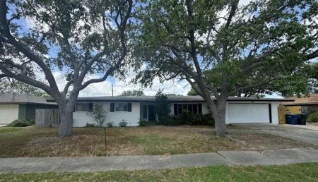 426 Pennington Drive