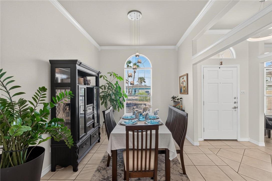 Image 4: Entry door - Formal Dining across from Formal Livi