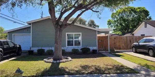 4902 Marion