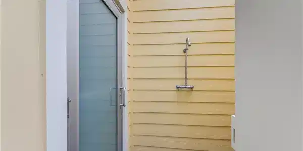 Image 4: Outdoor Shower