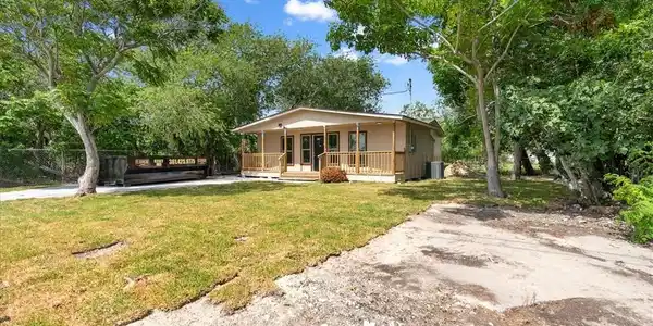 1105 S Clarkwood