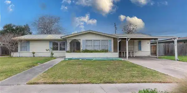 534 Parade Drive