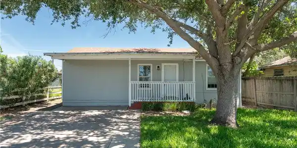 1217 Baywood Lane