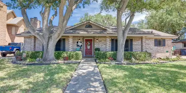 3218 Coral Reef Drive