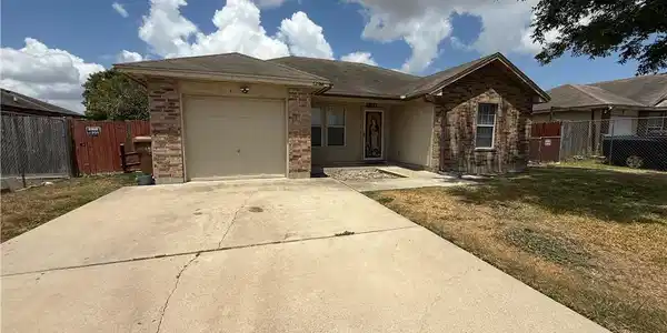 5701 Arboleda