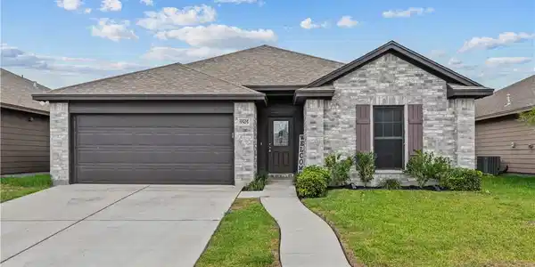 9505 English Oak Drive
