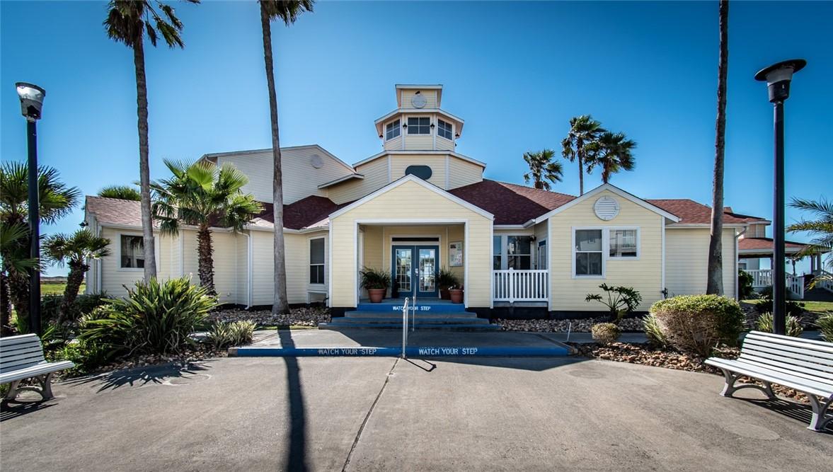 Image 2: The clubhouse offers a variety of amenities for re