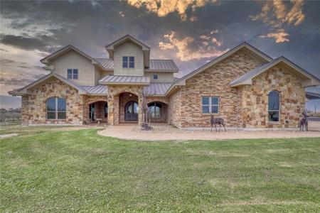 1901 Glenoak Drive