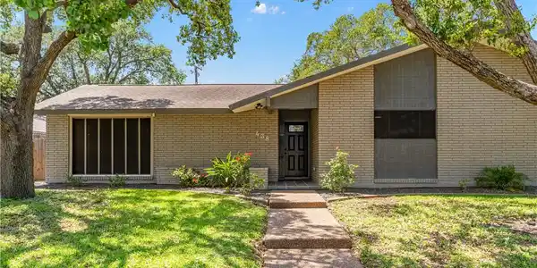 438 Chase Drive