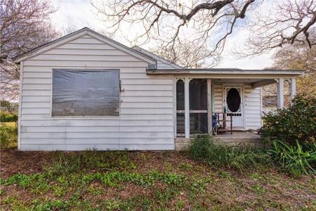 1001 Golla Drive